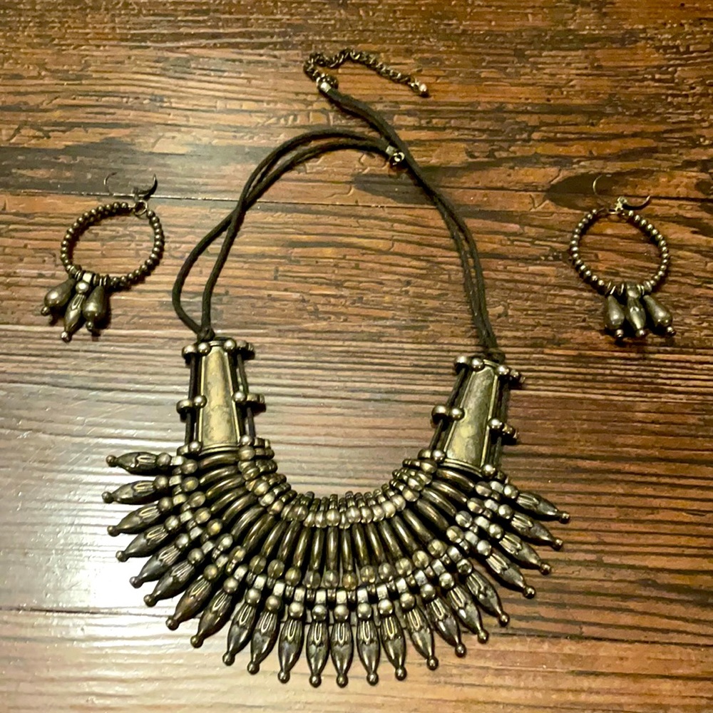 Silver necklace and matching earrings